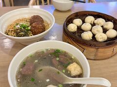 -佬钱湾仔(衣裳街店)