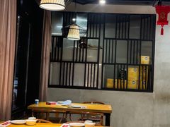 -小三峡食府(西五路店)