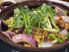 -胡须佬鸡煲四季火锅(龙珠大道店)