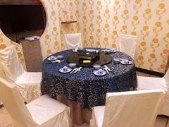 包厢-朕悦鹧鸪饭私房菜