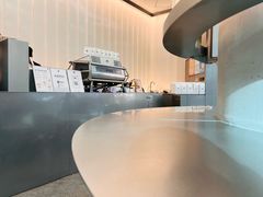 -M Stand(上海人民广场来福士店)