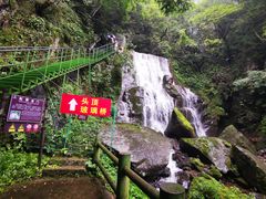 -藏龙百瀑风景区