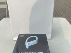 -Apple零售店(华贸购物中心店)
