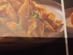 -八府香鸭·啫啫煲(华山路店)