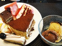 -圣丰索菲特·2 On 988 Café 自助餐厅