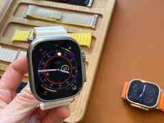-Apple零售店(华贸购物中心店)