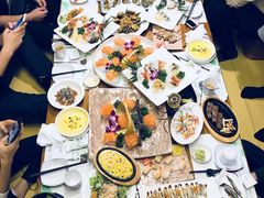 -青瓦餐厅·生鱼片·韩园烤肉(西塔店)