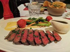 -普朗姆生蚝牛排馆 The Plump Oyster(成都摩方购物中心店)