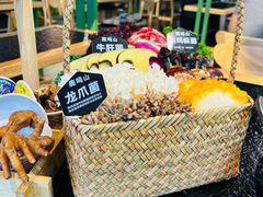 -鹿鸣山草本茶香火锅(园西路店)
