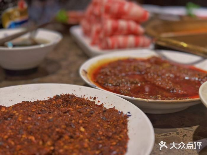 小龙坎老火锅图片