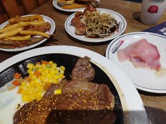 -牛排叔叔自助餐厅(太原万达店)