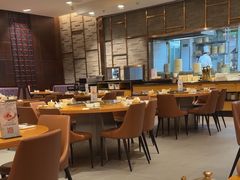 -乐忻皇朝(上海中心大厦店)