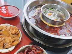 -储奇门鳝鱼火锅(总店)