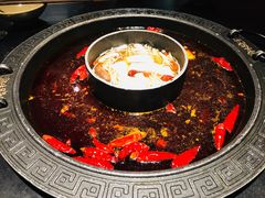 -晓宇重庆火锅(龙首店)