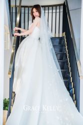 点击看大图 -GRACE KELLY婚纱与礼服(北京店)