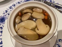 花胶炖响螺汤-Yan Ting 宴庭中餐厅(上海静安瑞吉酒店)