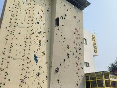 -问山MountQuest攀岩馆