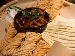 新派京酱肉丝-魏铭鱼头捞饭(晋阳路店)