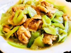 面筋溜丝瓜-湘肠香火锅店(团结湖店)