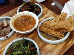 -那家老院子东北菜·饺子·小鸡炖蘑菇(艳华街店)