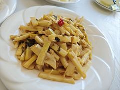 -天乐农家鱼头王(天目湖店)