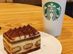 -星巴克(武康路店)