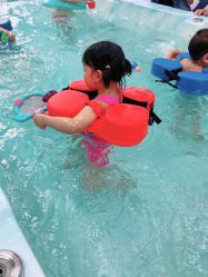 -海豚湾婴儿游泳(塘沽店)