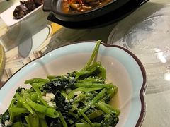 -顶峰夜宴·龙虾烧烤大排档(九江学院店)