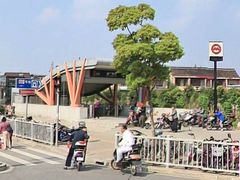 -潘广路(地铁站)