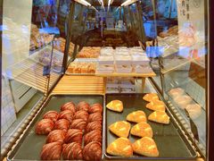 -Dough&Joe团憩(瑞虹天地月亮湾店)