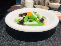 甜豆云耳炒山药-鹿港小镇(金虹桥国际中心店)
