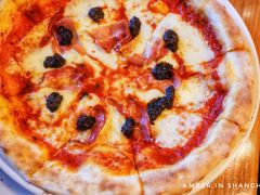 猪肉黑松露披萨-La Tavernetta(Bar à Vin)(乌鲁木齐路店)