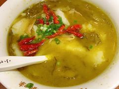 酸菜小鱼-渝是乎酸菜鱼(龙旗购物中心店)
