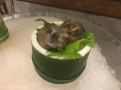 -雍和会海鲜姿造自助(湖东路店)