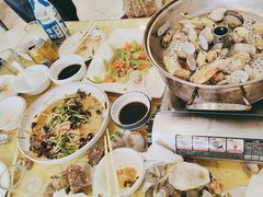 -鑫渔港海鲜本地菜·山海关浑锅(东戴河店)