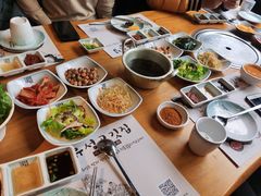 -唯成•韩国炭火烤肉 유성고기