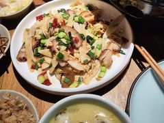 -九锅一堂酸菜鱼(新南凯德直营店)