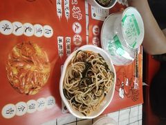 -李双猪·小龙虾·烧烤·羊肉煲(乐山店)