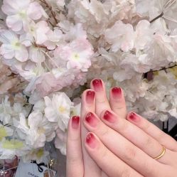 -莉娜美睫·穿戴甲