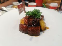 阿婆红烧肉-申阿婆·上海菜·小海鲜(国展店)