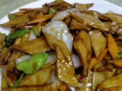 -鸿俪运老菜馆(洪湖街店)