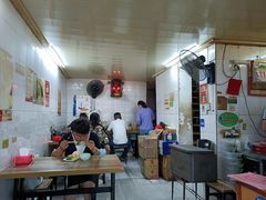 大堂-煲煲香快餐(南京路店)