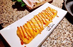 Cheesy Egg Roll