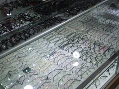 -华彬眼镜专业渐进配镜(潘家园店)