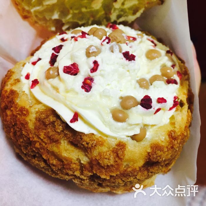 西树泡芙(万达店)海盐焦糖泡芙图片 - 第1张