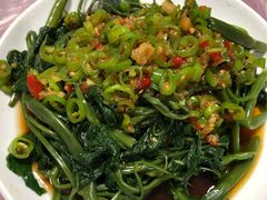 剁椒藤菜-洪霞餐馆