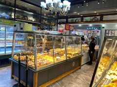 面包甜点陈列柜-东哥面包(江宁大润发店)