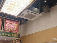 -华记煲仔华·煲仔饭(市桥易发店)