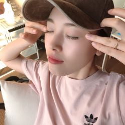 -Mo·Mo Nail 美甲美睫