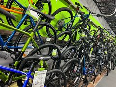 -道路口单车爱瓦士dahon大行